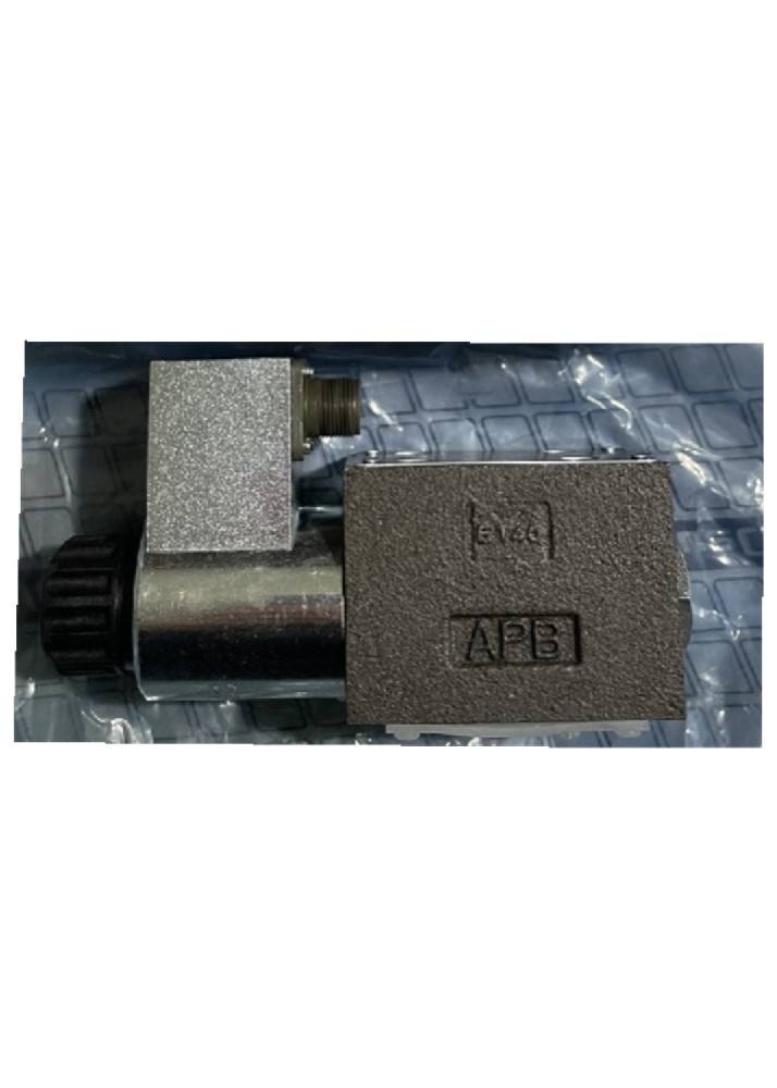 四位两通电磁阀0025402897